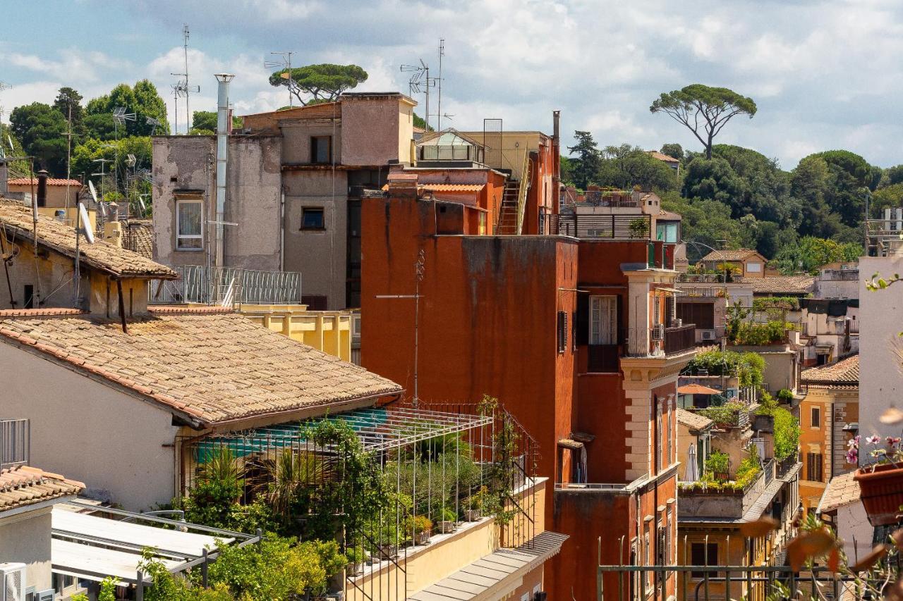 Lovely New Attic, Piazza Del Popolo! روما المظهر الخارجي الصورة