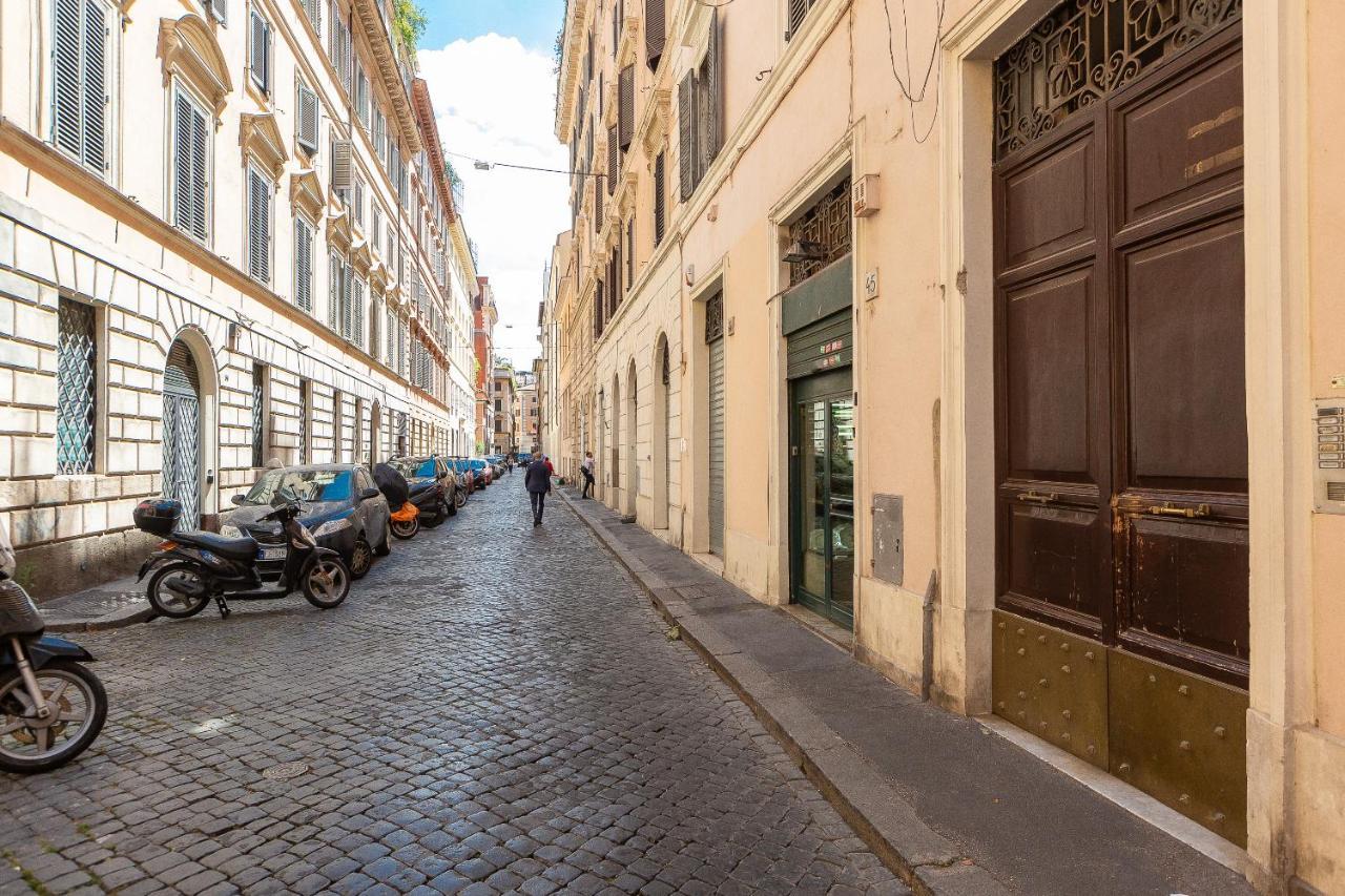 Lovely New Attic, Piazza Del Popolo! روما المظهر الخارجي الصورة